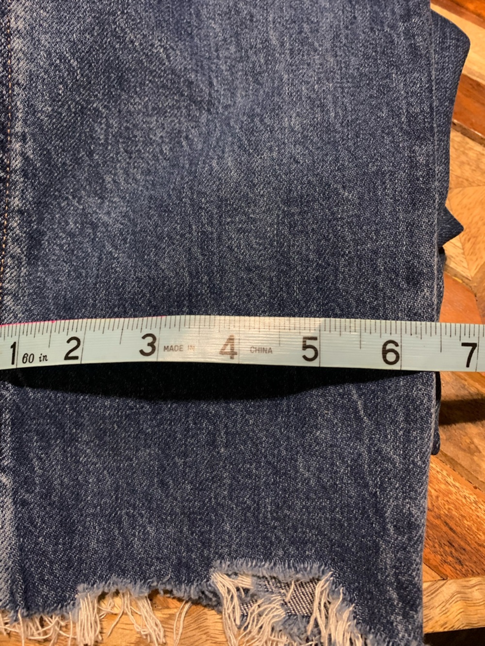 Old Navy,  High Rise Straight-Leg OG Jeans Women's 6 $10 - Picture 3 of 5